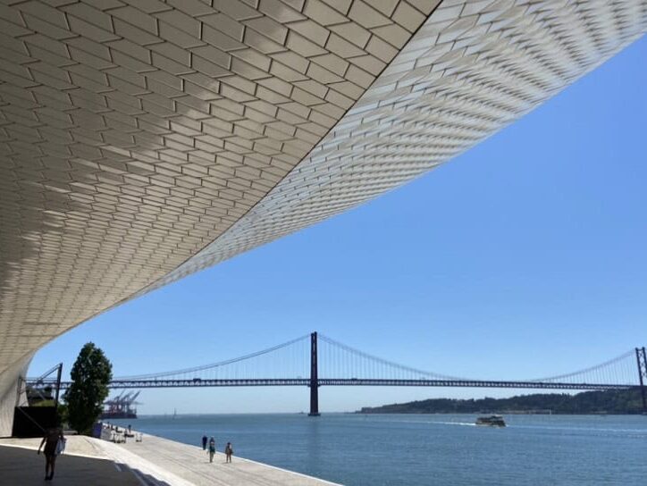 25 april bridge - Lisbon