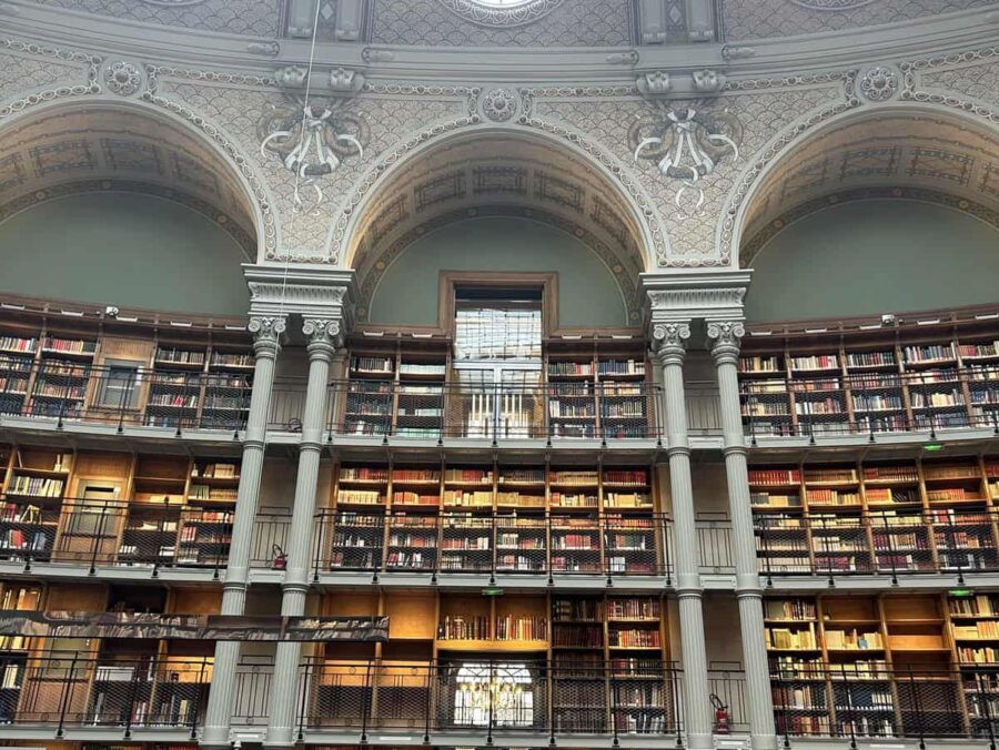 Bibliotheque Nationale de France (BNF Richelieu) Paris