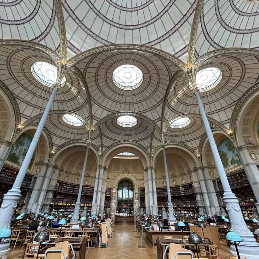 Bibliotheque Nationale de France (BNF Richelieu) Paris