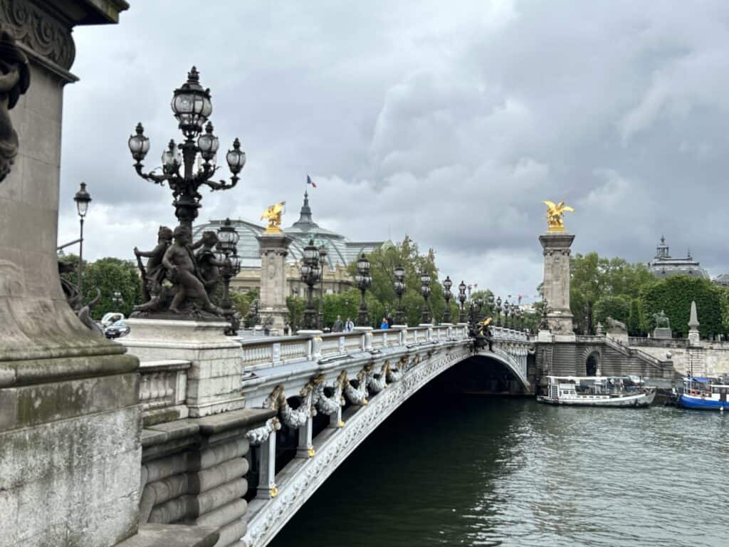 Reseskildring Paris Alexandre III bridge