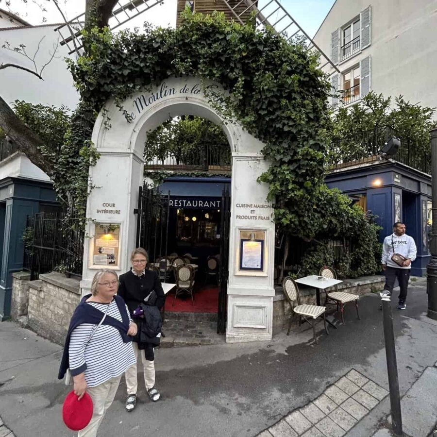 Le Moulin de la Galette Montmartre