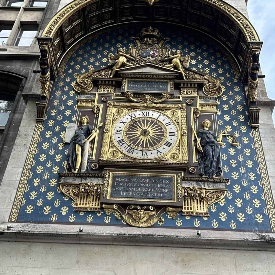 Oldest Clock in Paris Il de la cité