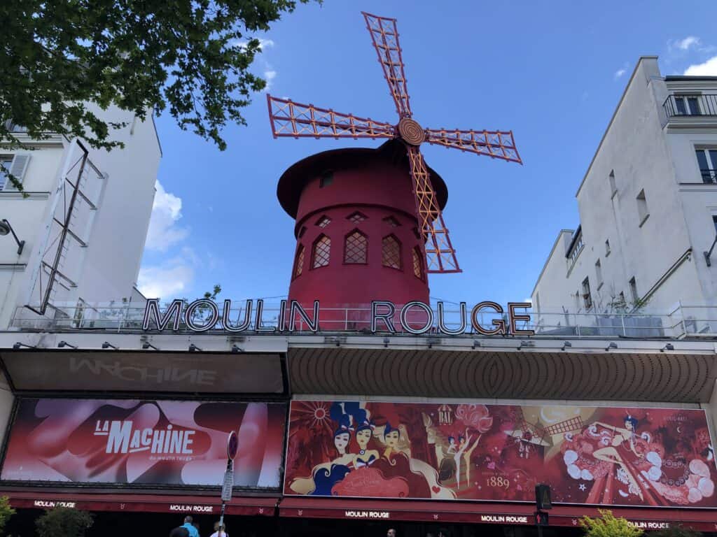 Reseskildring Paris Moulin Rouge