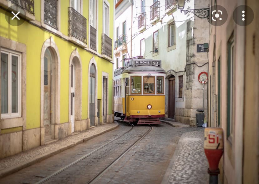 Tram 28 Lisbon / Spårvagn 28 Lissabon