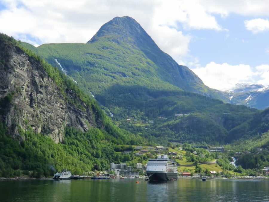 Hurtigruten Geiranger