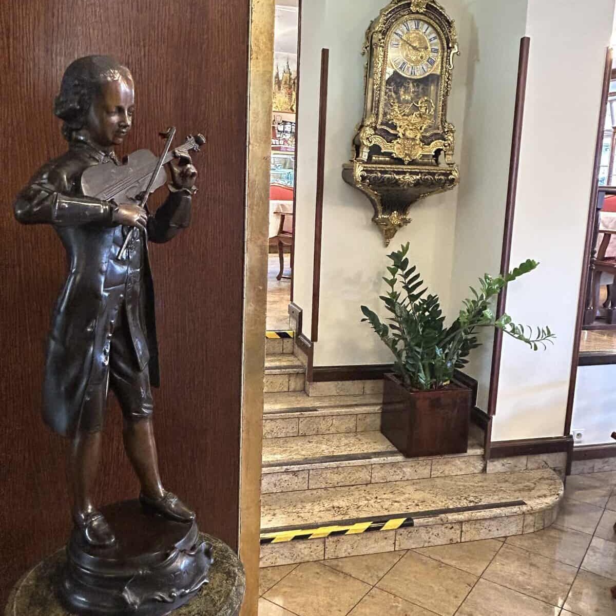 Amadeus Mozart på Café Mozart Prag
