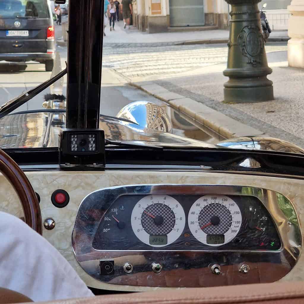 Tour in a vintage Mercedes 770 from 1930