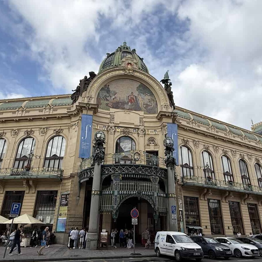 Municipal Cafe in Art Deco style Prague