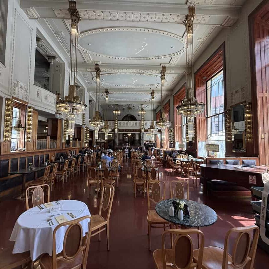 Municipal Cafe in Art Deco style Prague