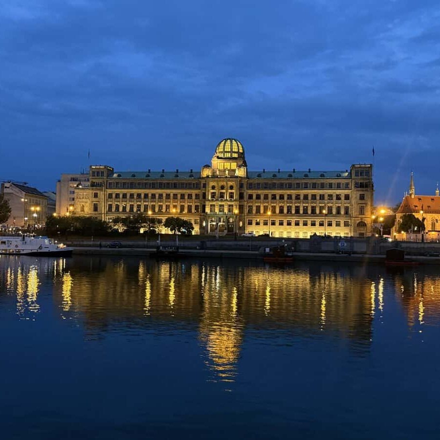 Dinner cruise on Vltava(Moldau) with Bohemia