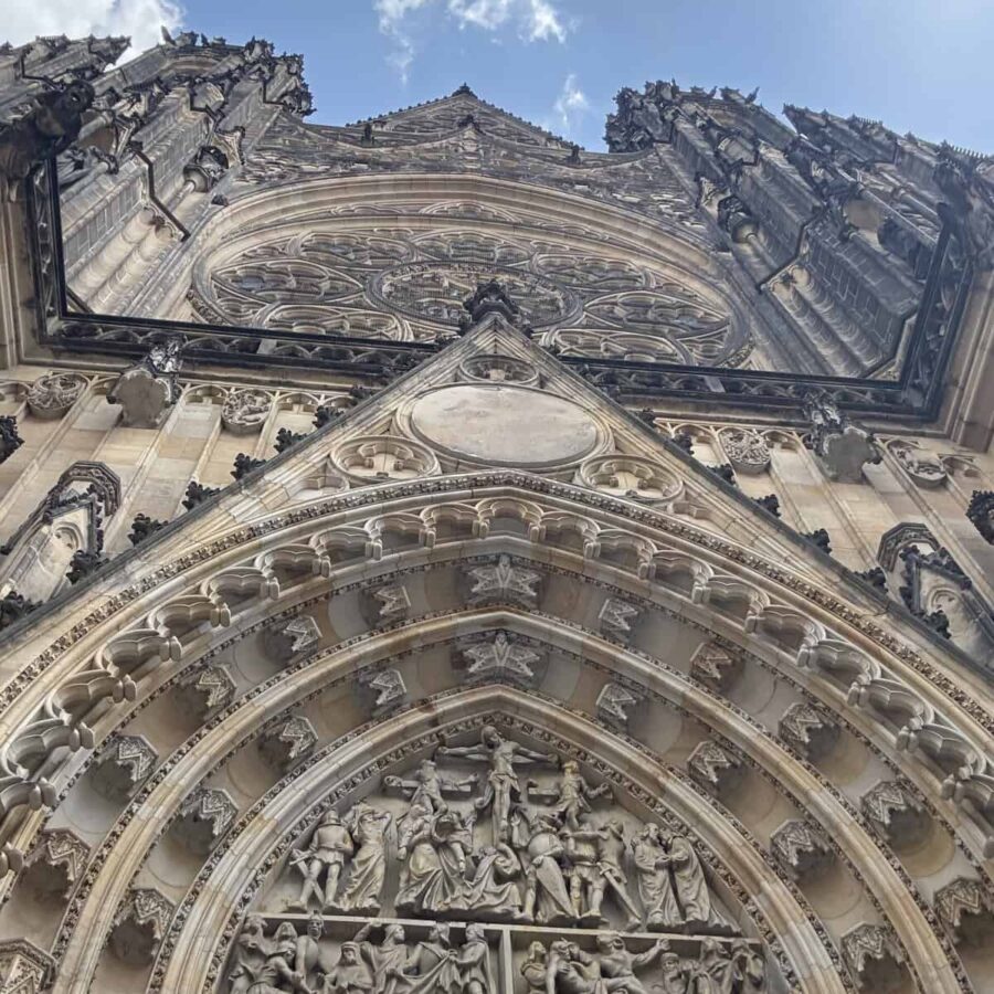 St. Vitus-cathedral in the background